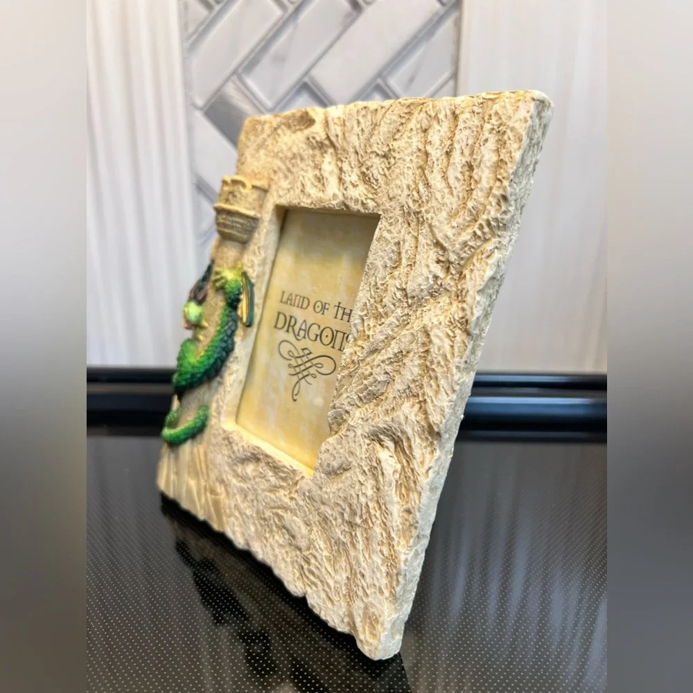 Tudor Mint Vintage Dragon Castle Picture Frame